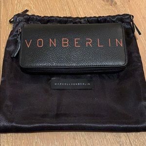 MARCELL VON BERLIN ZIP WALLET